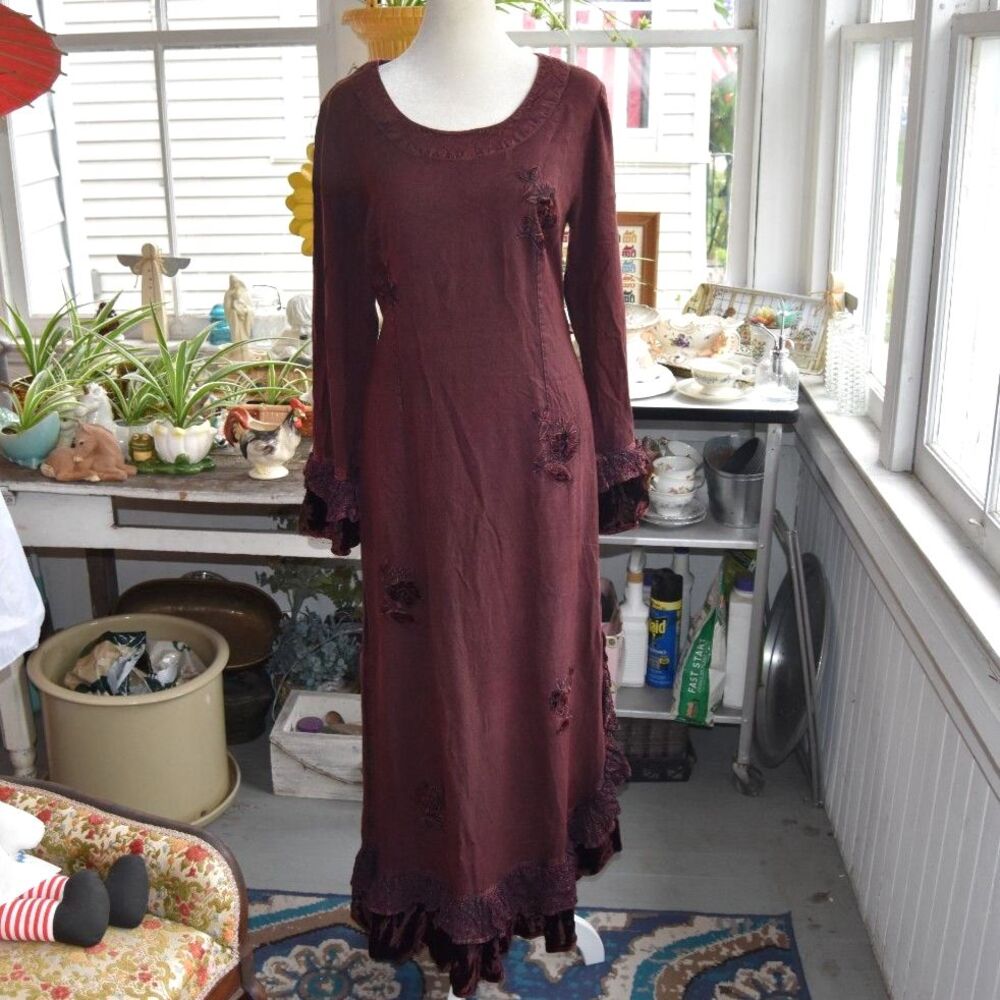Attire Dress Womens M Burgundy Embroidered Lace Up Back Velvet Trim Gothic Boho